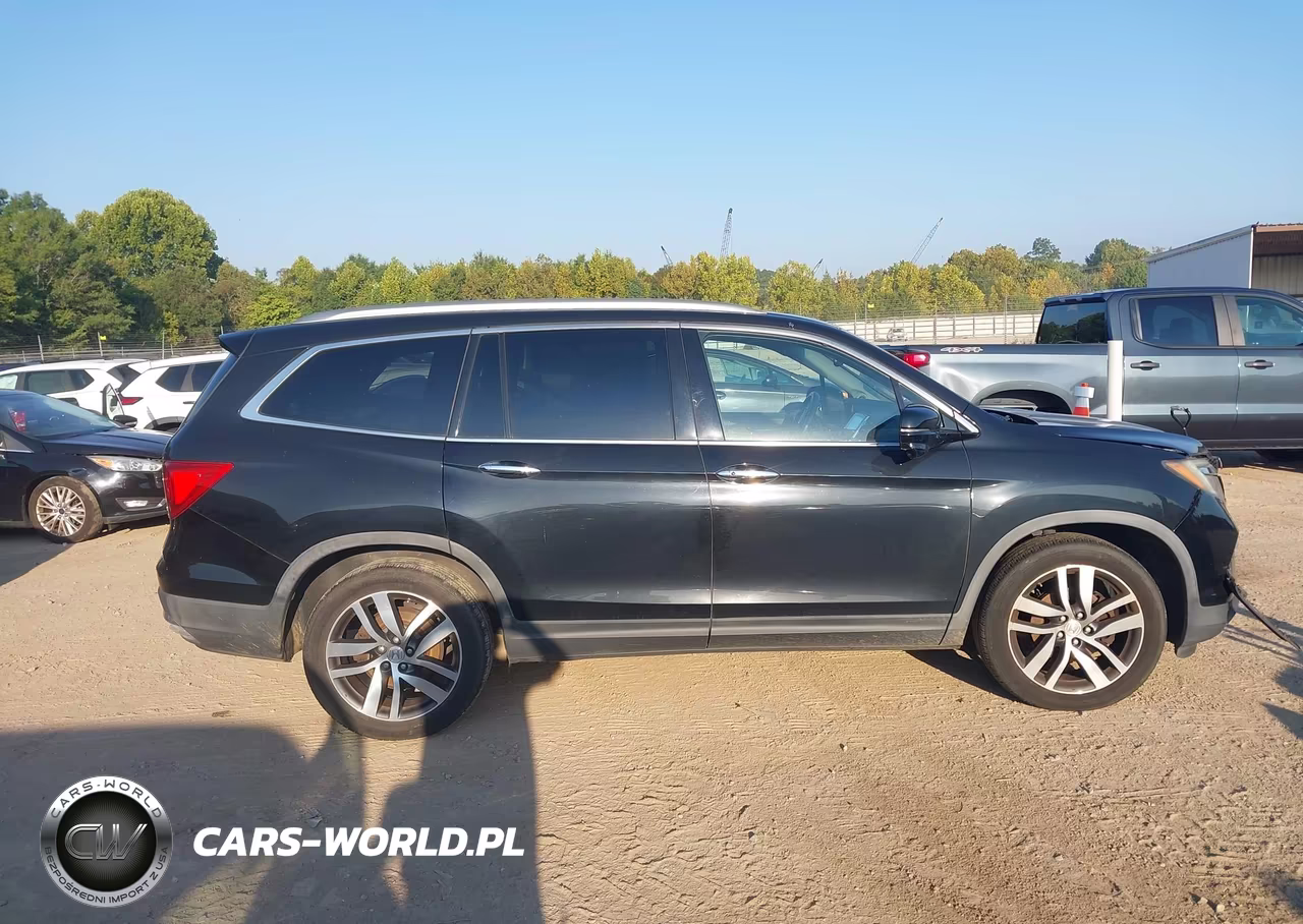 2016 Honda Pilot Touring VIN:5FNYF6H94GB055408 - 13