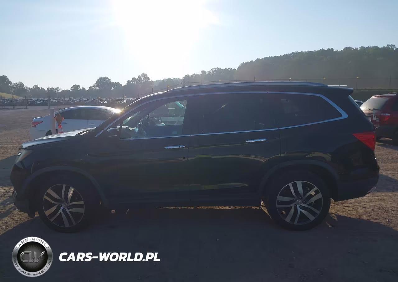 2016 Honda Pilot Touring VIN:5FNYF6H94GB055408 - 14