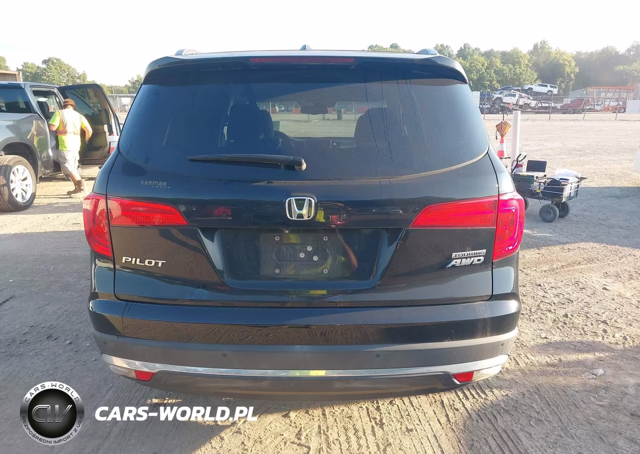 2016 Honda Pilot Touring VIN:5FNYF6H94GB055408 - 16