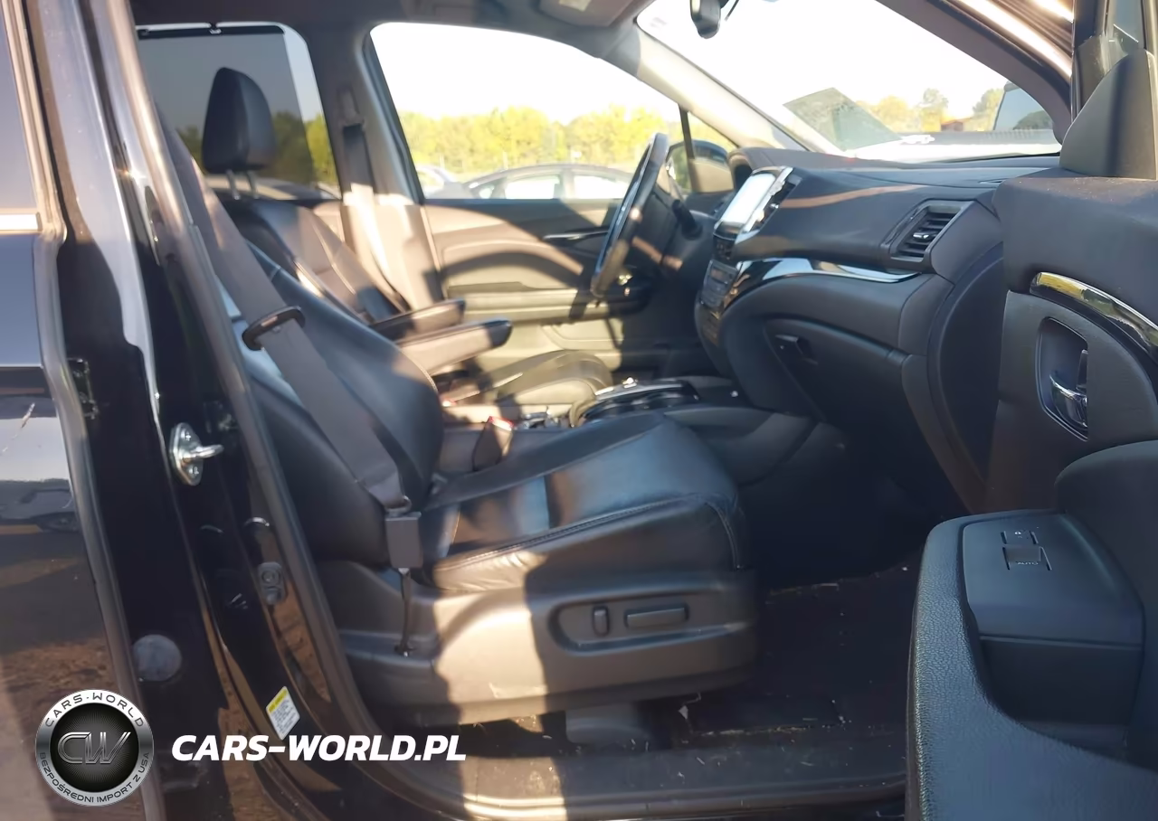 2016 Honda Pilot Touring VIN:5FNYF6H94GB055408 - 5