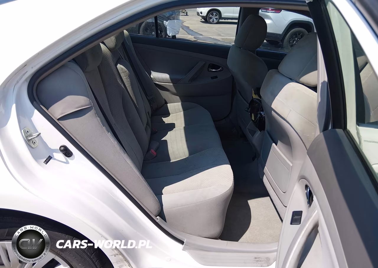 2007 Toyota Camry Le VIN:4T4BE46KX7R009996 - 8