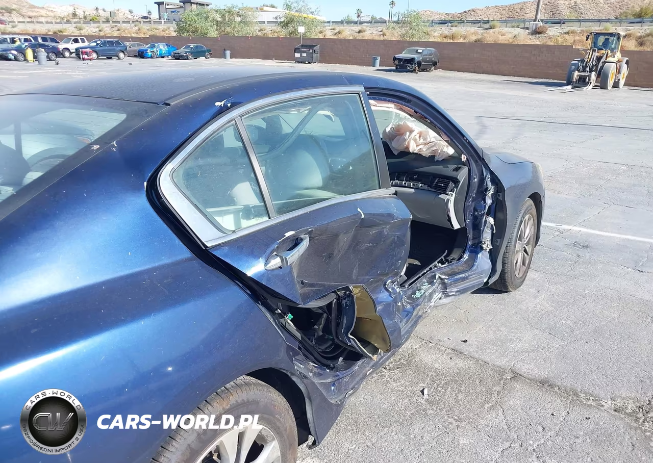 2015 Honda Accord Lx VIN:1HGCR2F32FA055800 - 14