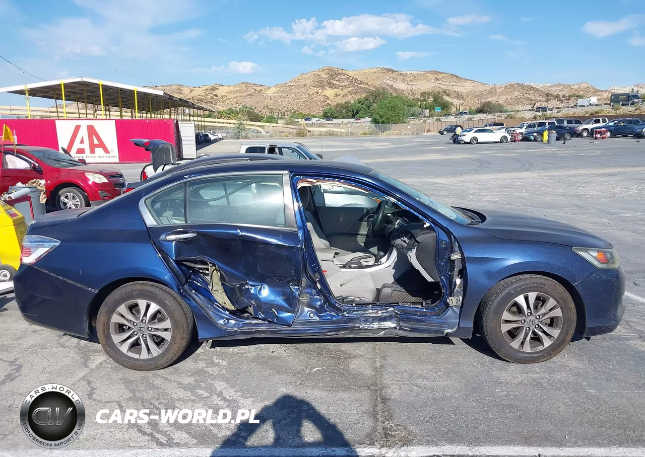 2015 Honda Accord Lx VIN:1HGCR2F32FA055800 - 17