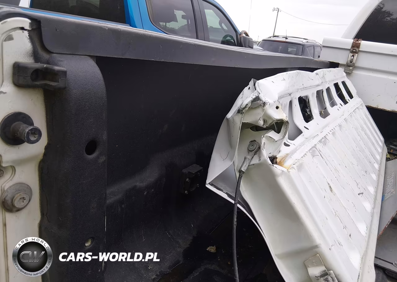 2011 Ford F-250 Xlt VIN:1FT7X2AT0BEA63930 - 12