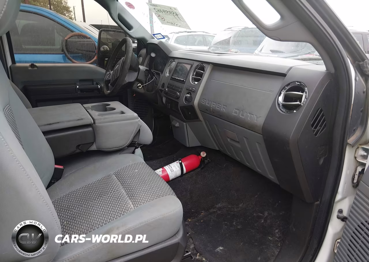 2011 Ford F-250 Xlt VIN:1FT7X2AT0BEA63930 - 5