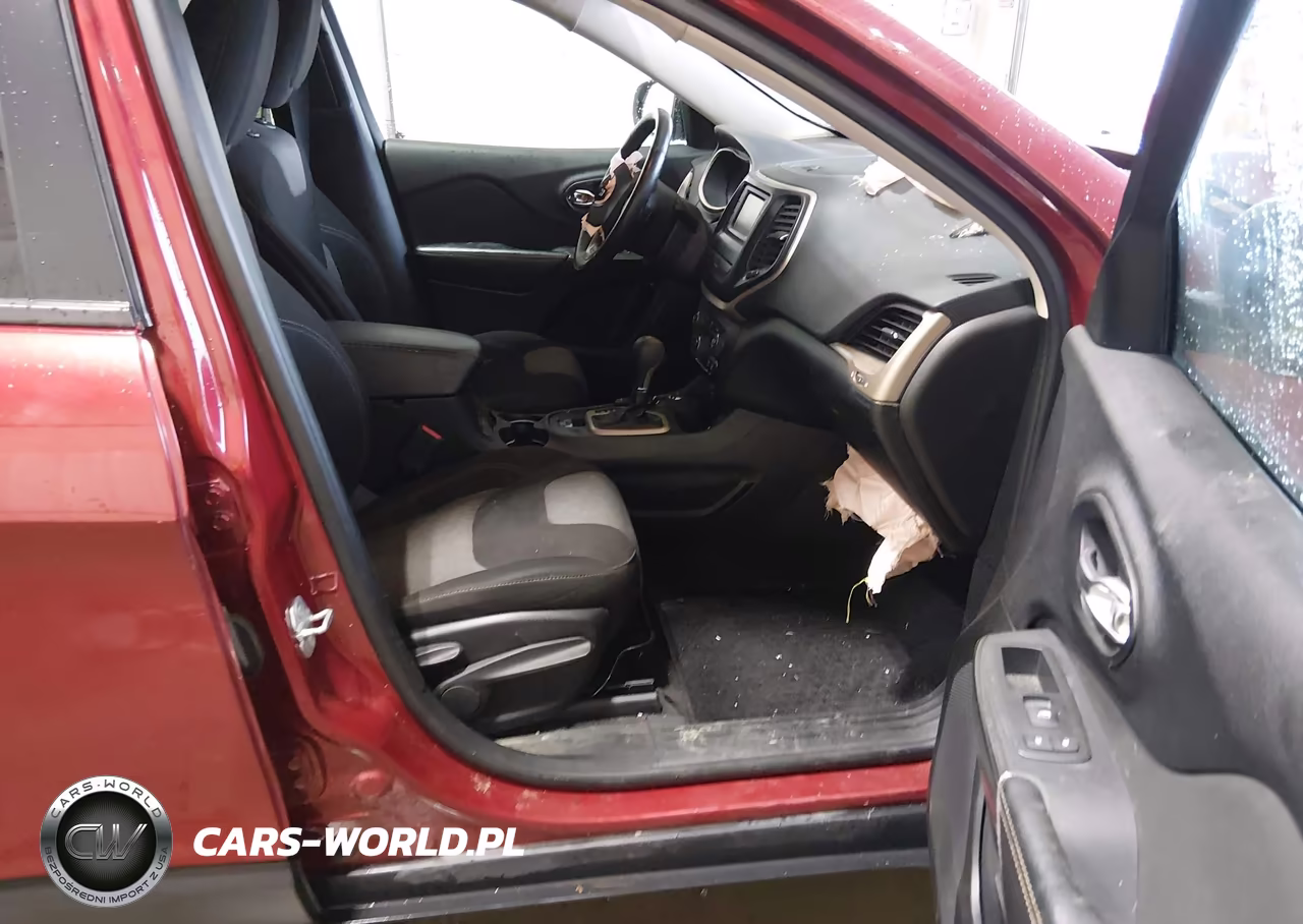 2017 Jeep Cherokee Sport VIN:1C4PJMAB3HW551020 - 5
