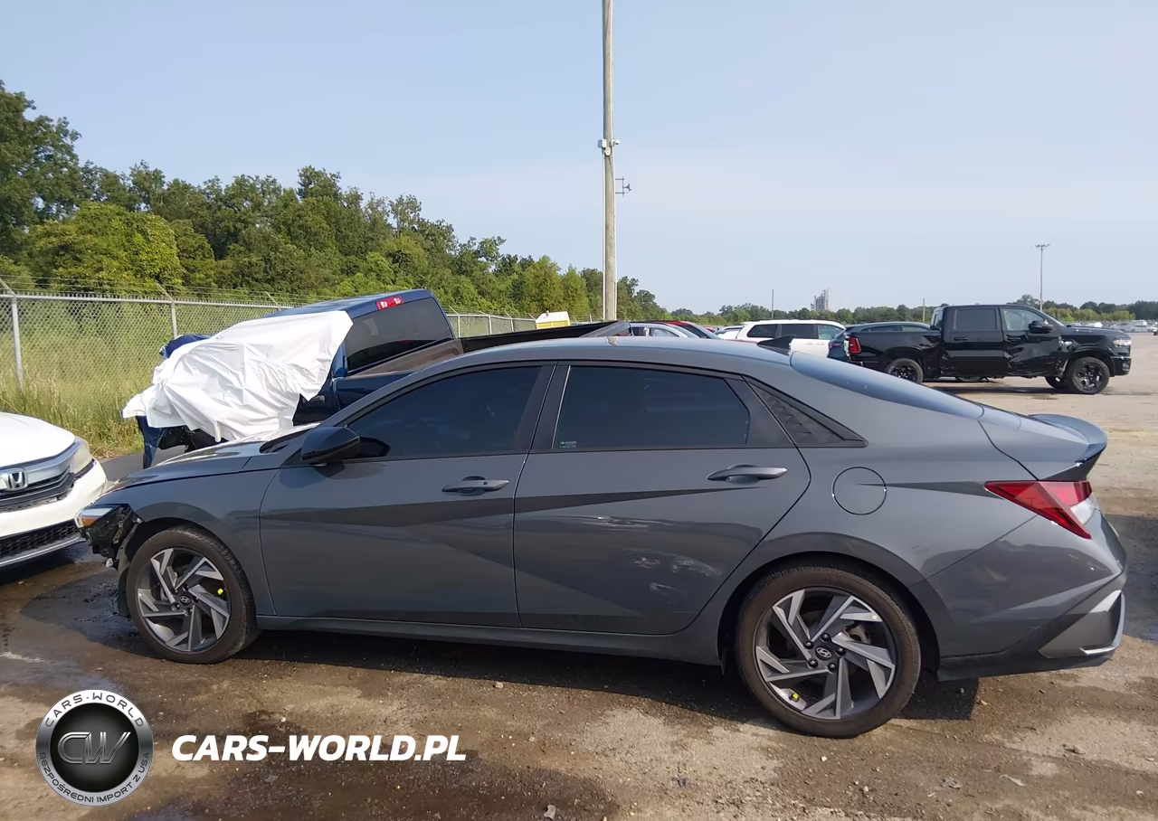 2025 Hyundai Elantra Sel Sport VIN:KMHLM4DGXSU934870 - 14