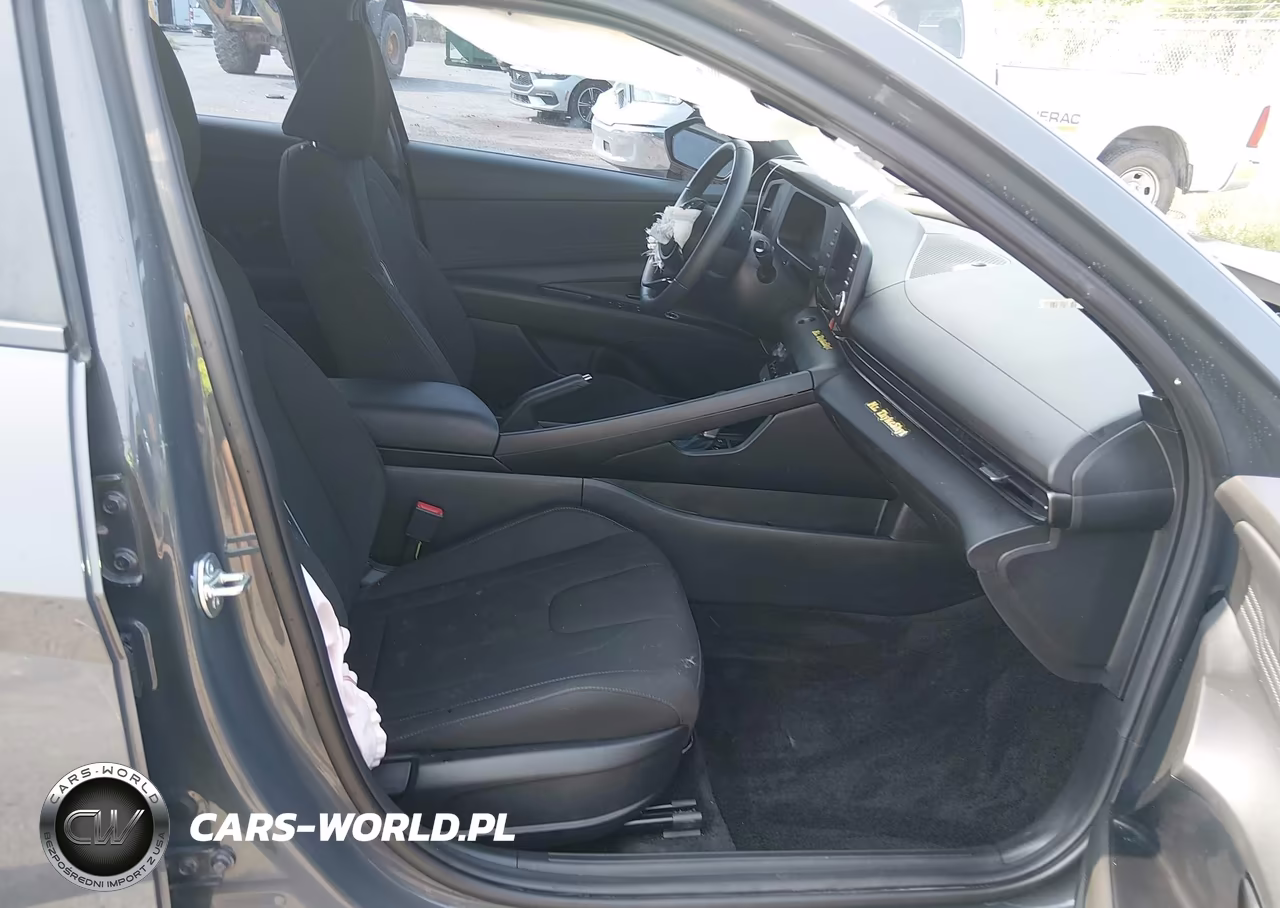 2025 Hyundai Elantra Sel Sport VIN:KMHLM4DGXSU934870 - 5