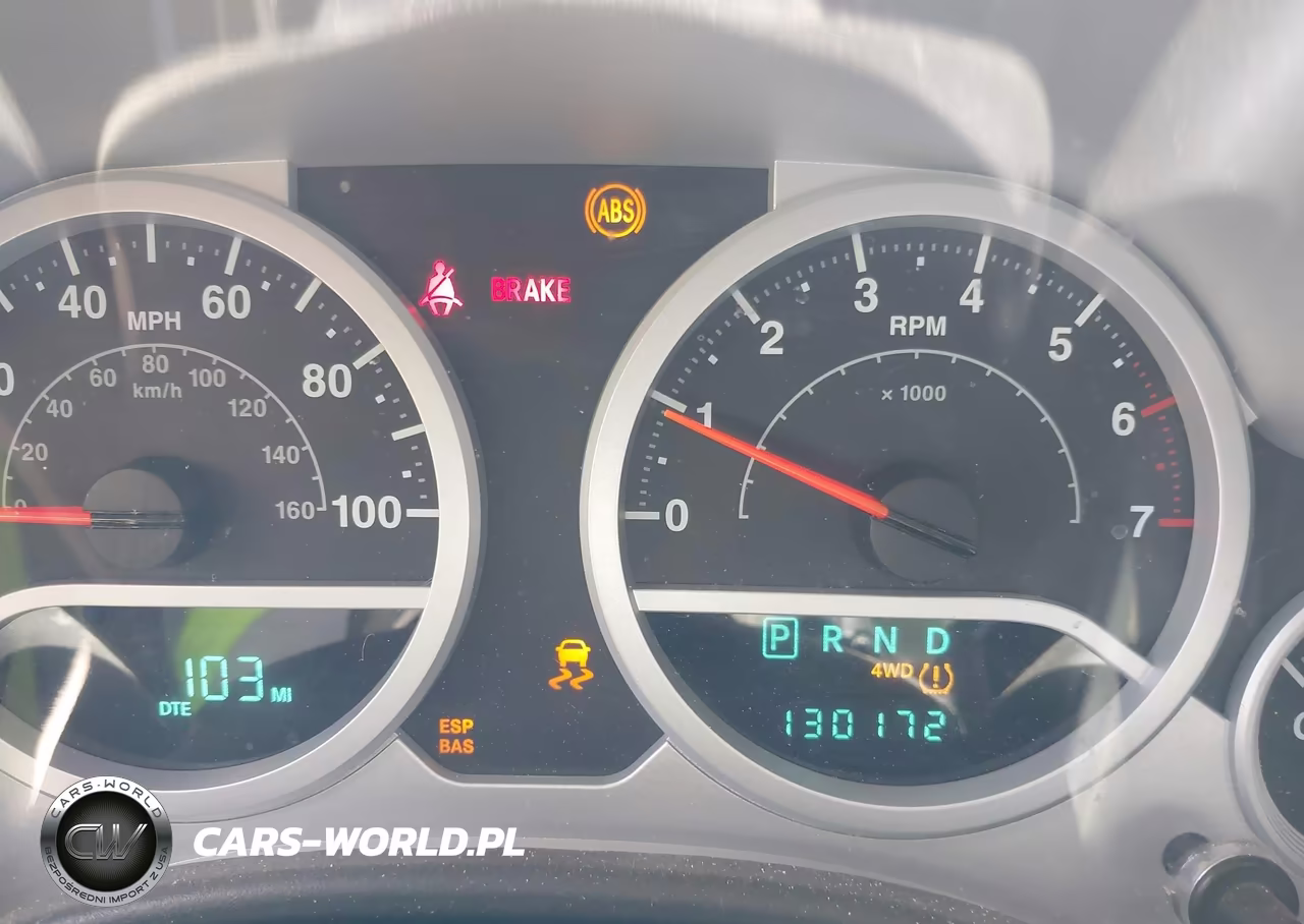 2010 Jeep Wrangler Sport VIN:1J4AA2D18AL125421 - 7