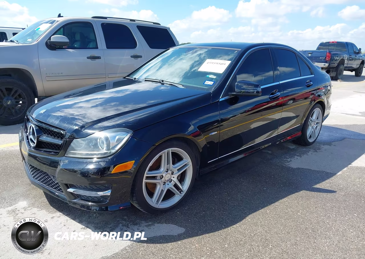 2012 Mercedes-Benz C 350 Sport VIN:WDDGF5HB9CR218962 - 2