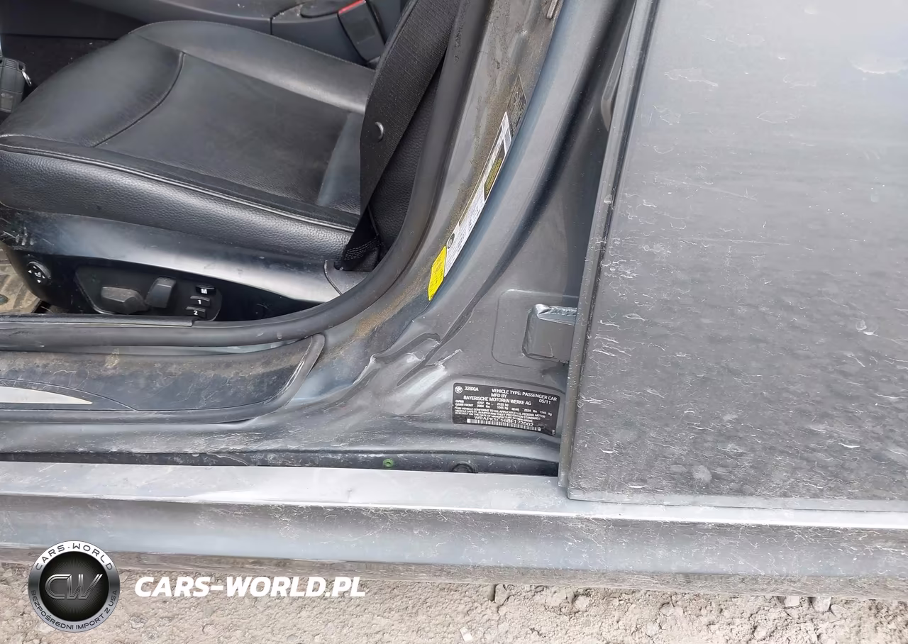 2011 BMW 328I xDrive VIN:WBAPK5C56BF122002 - 14