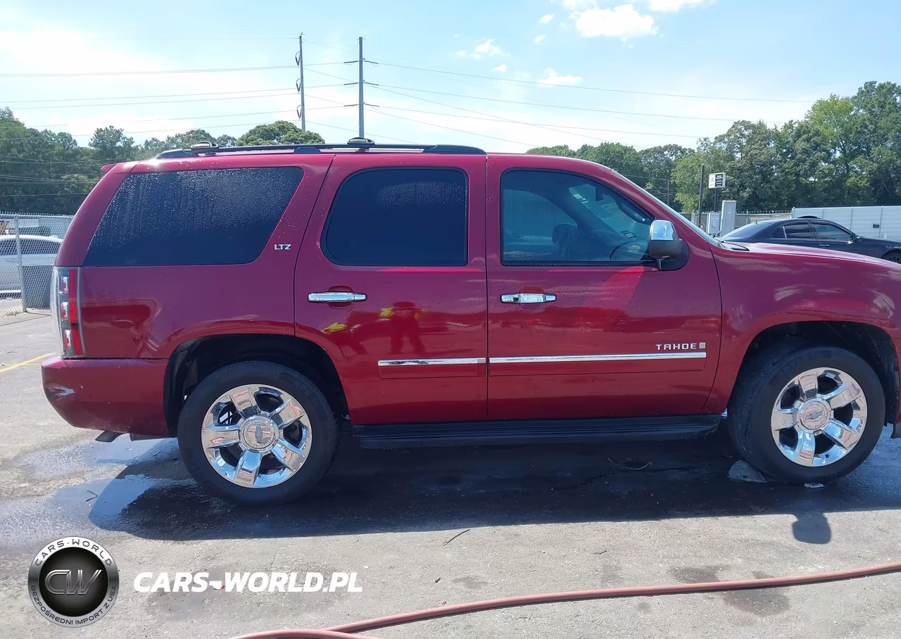 2009 Chevrolet Tahoe Ltz VIN:1GNFC330X9R132682 - 13