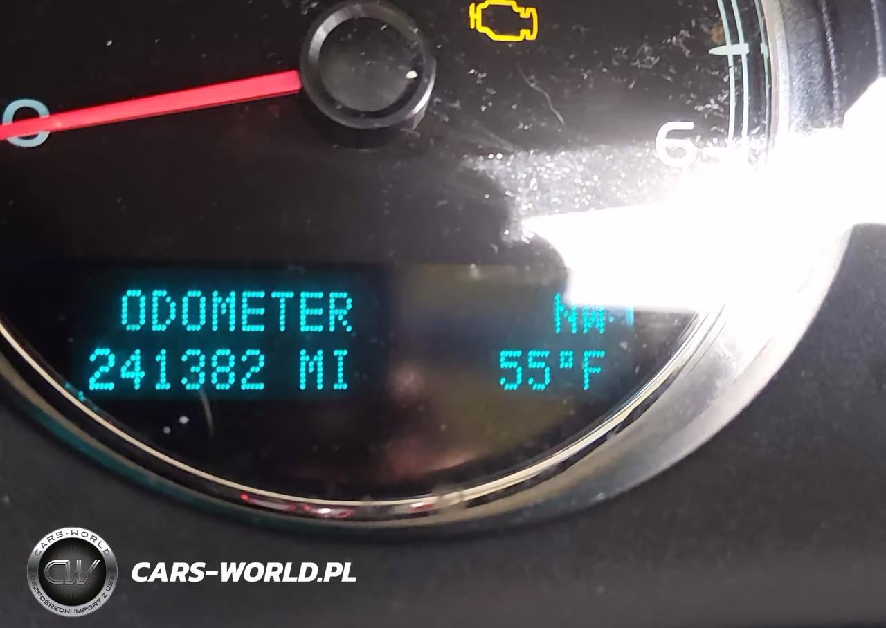 2009 Chevrolet Tahoe Ltz VIN:1GNFC330X9R132682 - 15