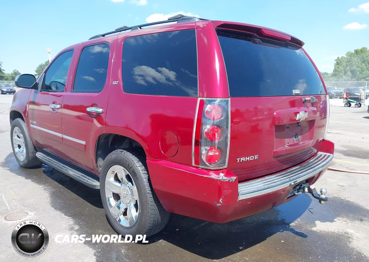 2009 Chevrolet Tahoe Ltz VIN:1GNFC330X9R132682 - 17