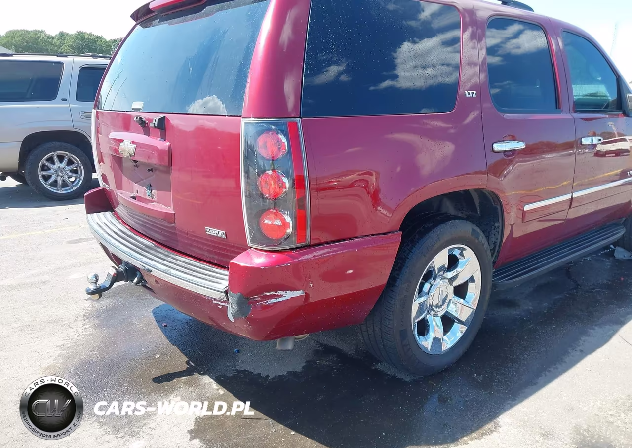 2009 Chevrolet Tahoe Ltz VIN:1GNFC330X9R132682 - 6