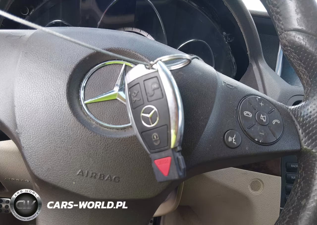 2011 Mercedes-Benz E 350 VIN:WDDKK5GFXBF082643 - 11