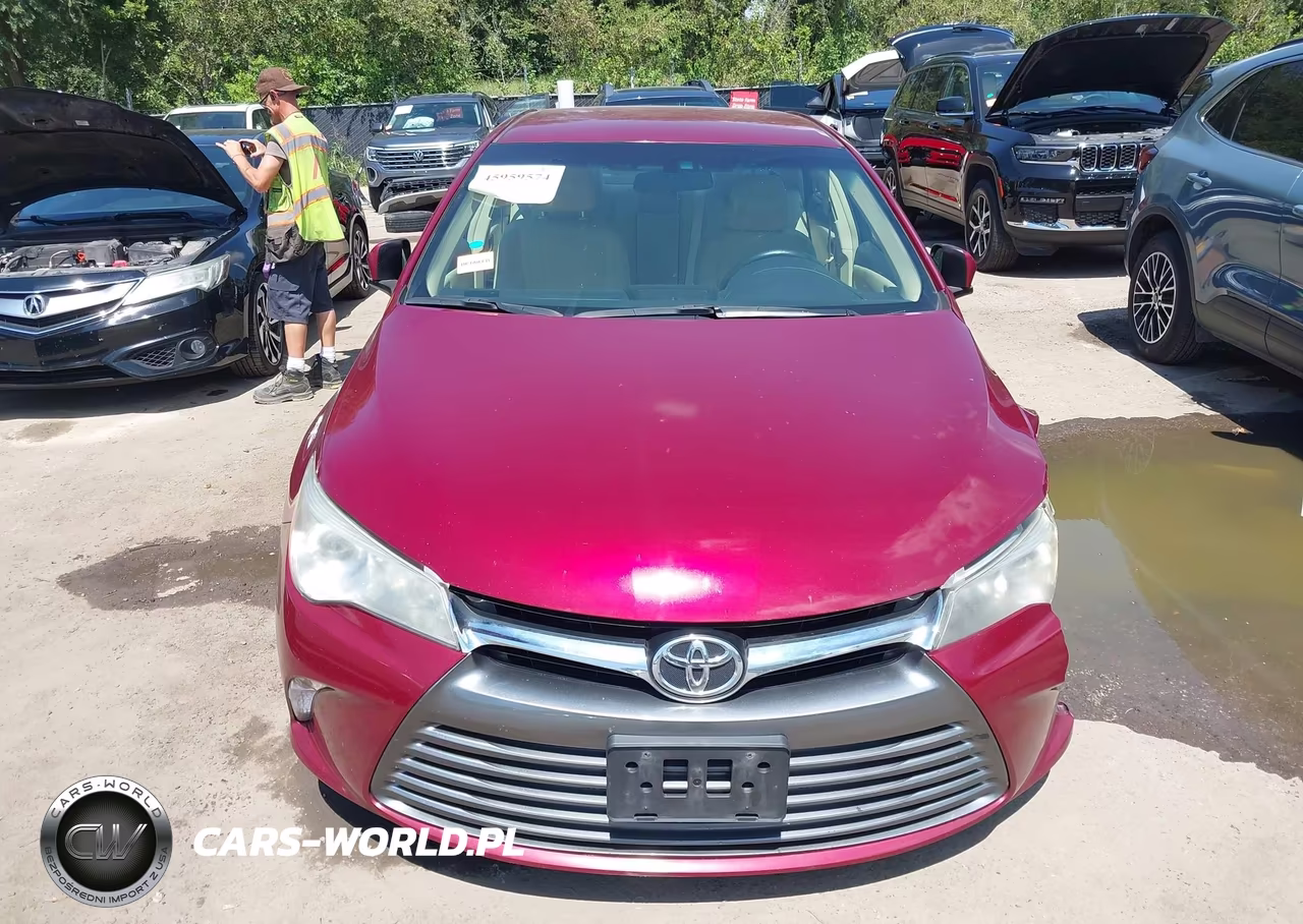 2017 Toyota Camry Le VIN:4T1BF1FK7HU695034 - 12