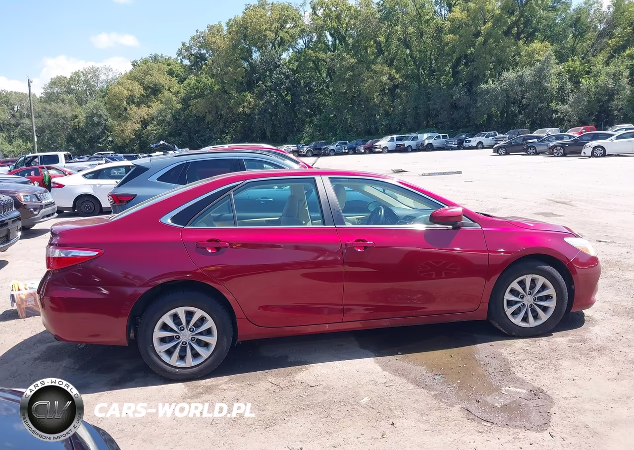 2017 Toyota Camry Le VIN:4T1BF1FK7HU695034 - 13