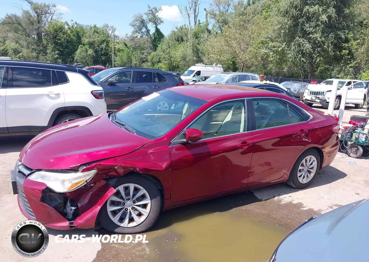 2017 Toyota Camry Le VIN:4T1BF1FK7HU695034 - 14
