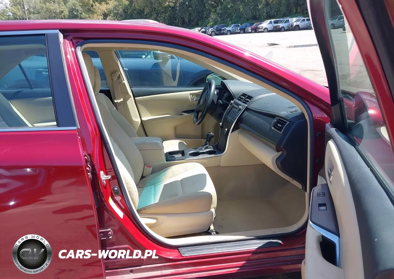 2017 Toyota Camry Le VIN:4T1BF1FK7HU695034 - 5