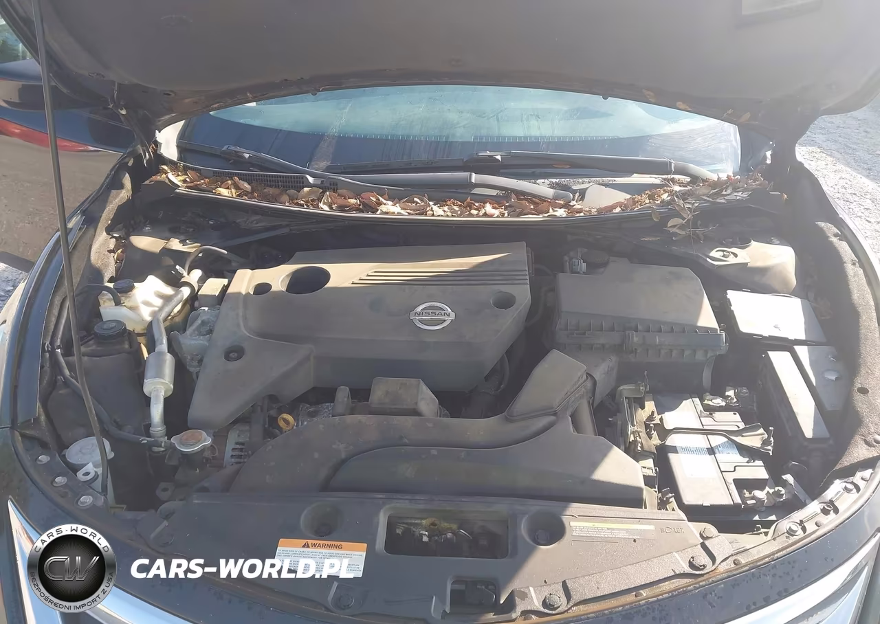 2014 Nissan Altima 2.5 S VIN:1N4AL3AP5EN364343 - 10