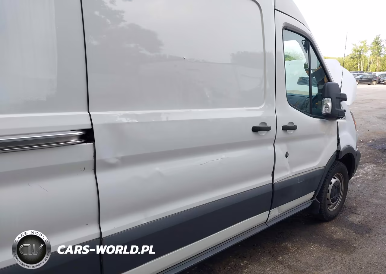 2018 Ford Transit-350 VIN:1FTBW2CG6JKB09595 - 17