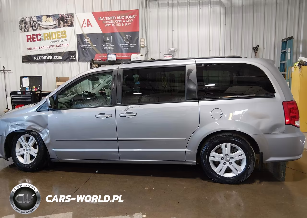 2013 Dodge Grand Caravan Sxt VIN:2C4RDGCG3DR758617 - 14
