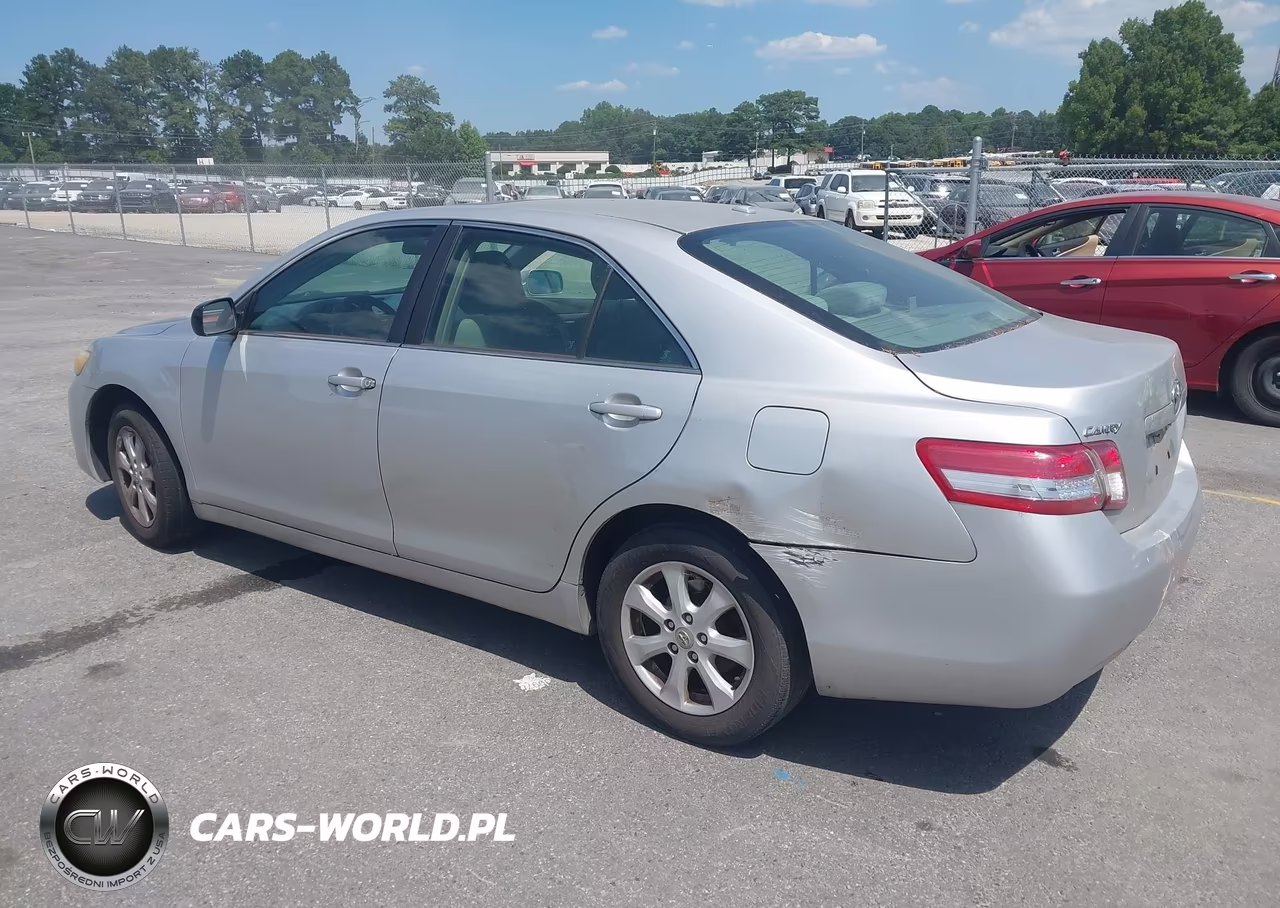 2010 Toyota Camry Le VIN:4T1BF3EK3AU110100 - 3