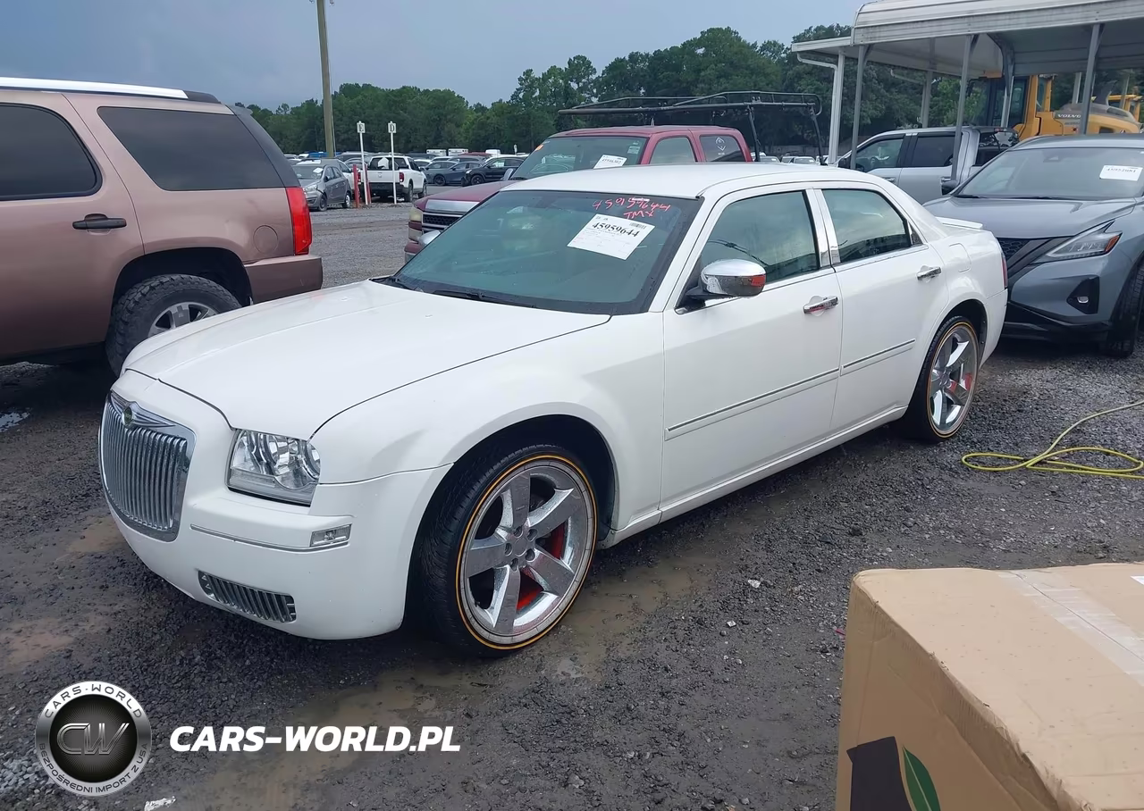 2007 Chrysler 300 VIN:2C3KA43R17H710736 - 2