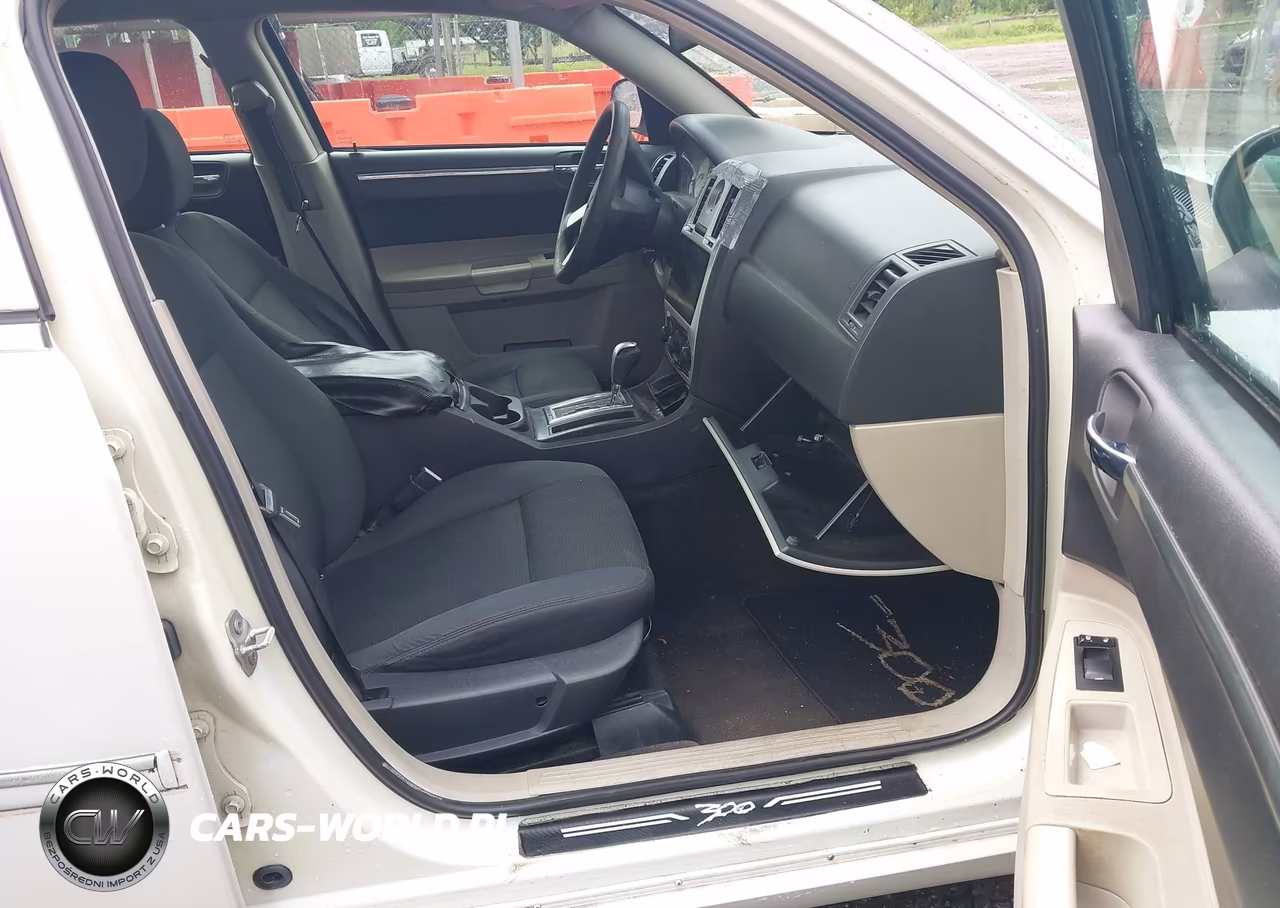 2007 Chrysler 300 VIN:2C3KA43R17H710736 - 5