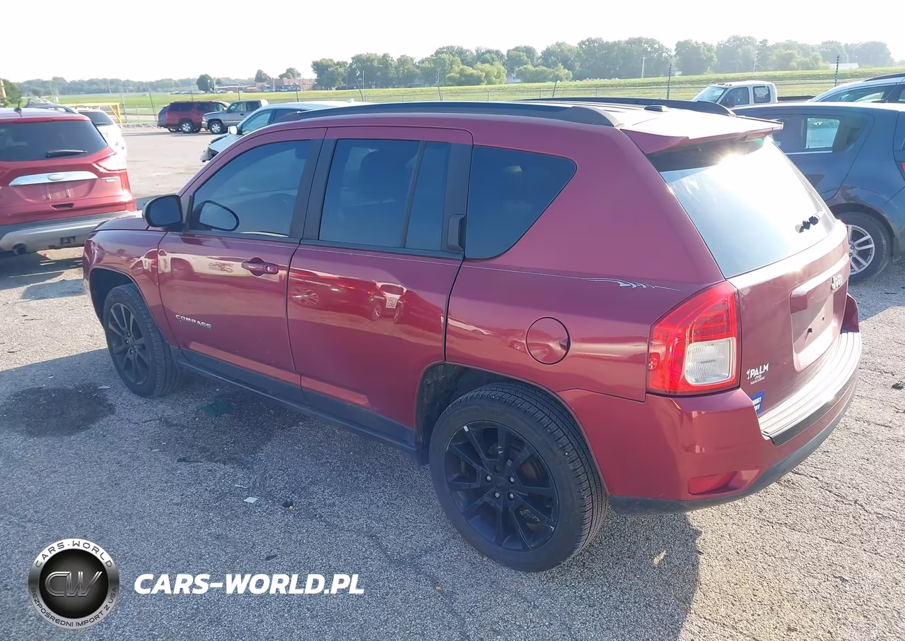 2012 Jeep Compass Latitude VIN:1C4NJCEB5CD678187 - 3