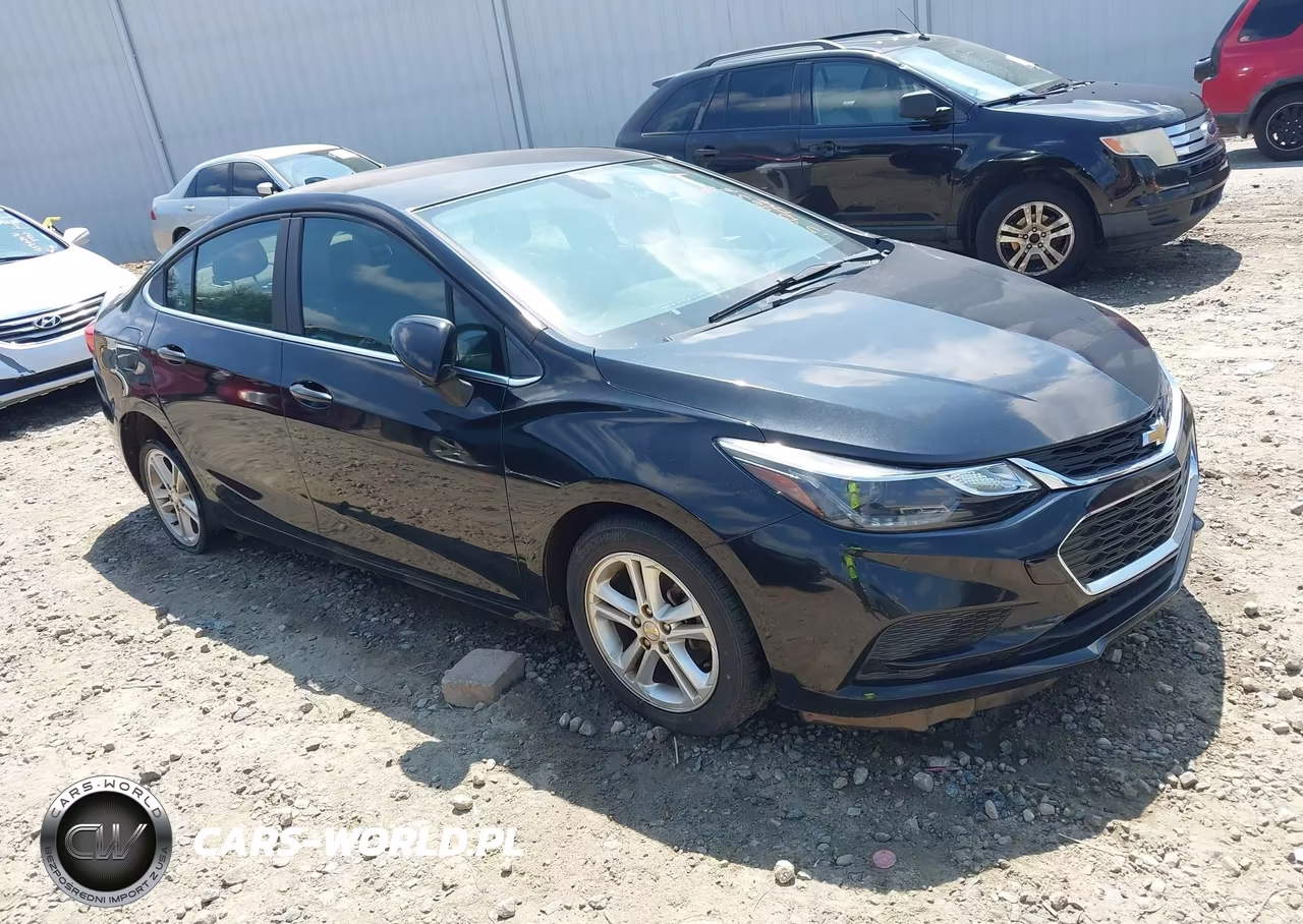 2016 Chevrolet Cruze Lt Auto – zdjęcie 1 z 12