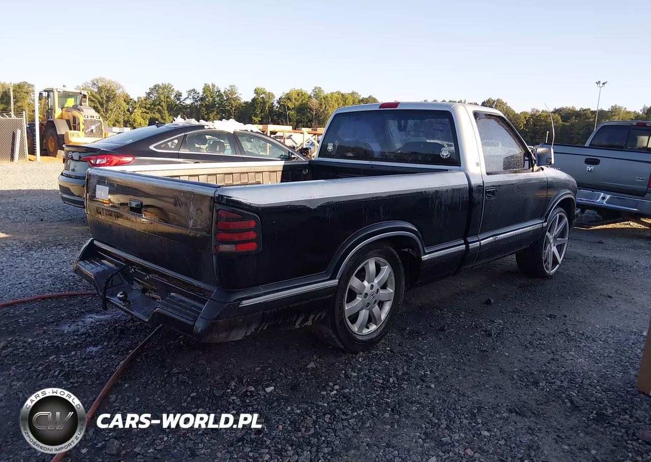 1995 Chevrolet S Truck S10 VIN:1GCCS14Z3SK111347 - 4