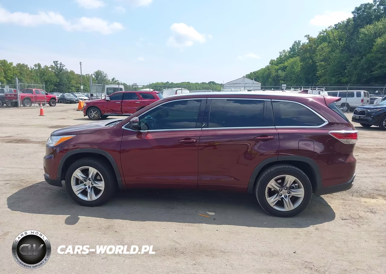 2015 Toyota Highlander Limited Platinum V6 VIN:5TDYKRFH4FS070377 - 14