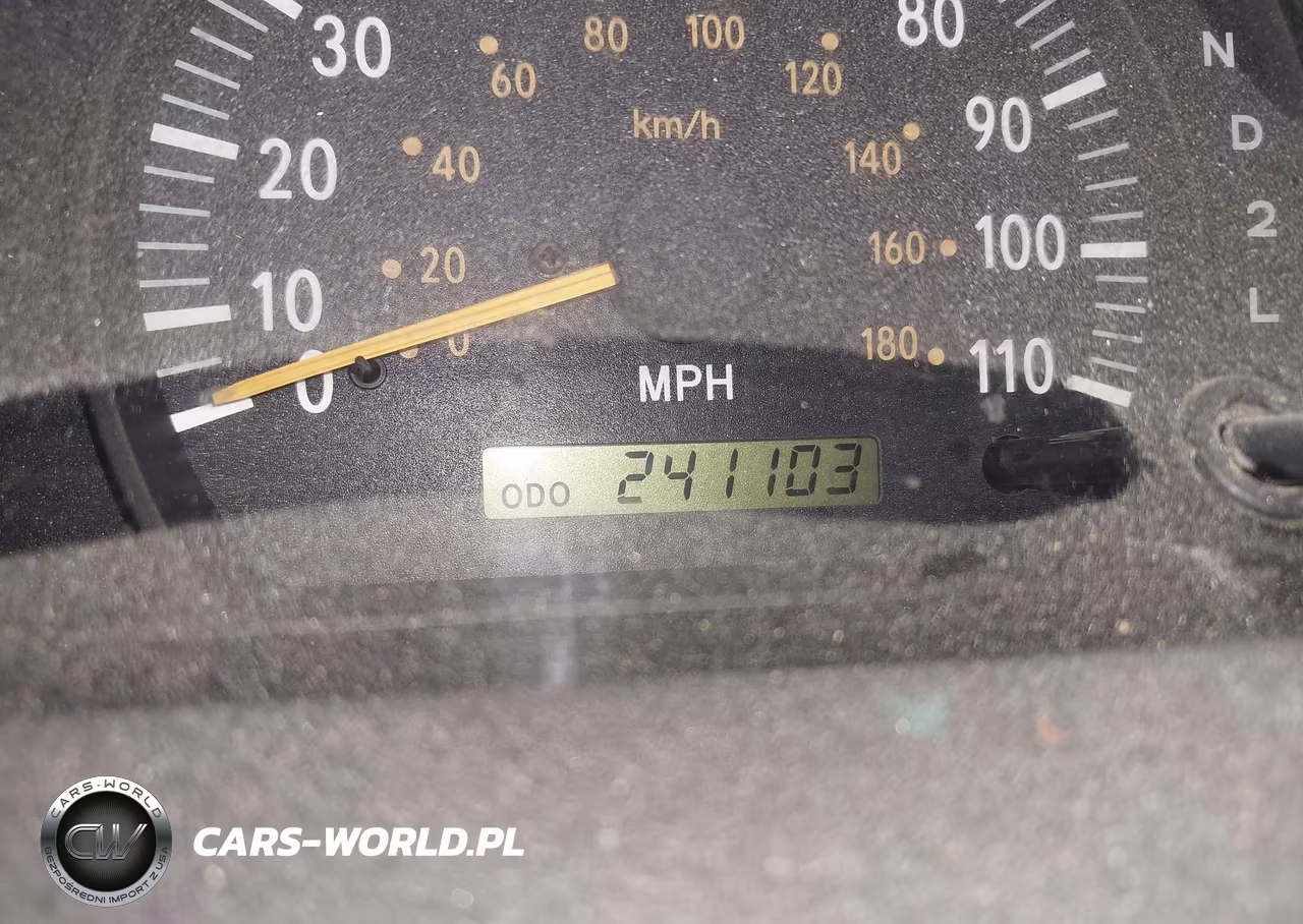 2000 Toyota Tundra Ltd V8 VIN:5TBRT3813YS020323 - 7