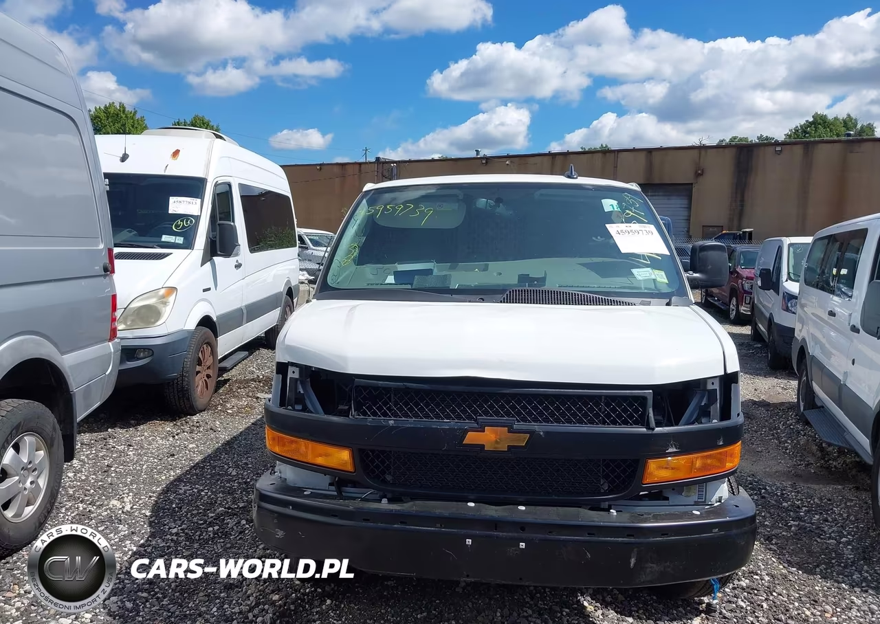 2025 Chevrolet Express Cargo Rwd 2500 Extended Wheelbase Wt VIN:1GCWGBFP7S1134815 - 12