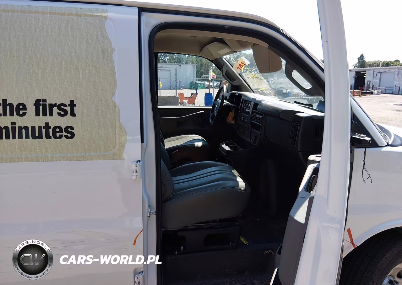 2025 Chevrolet Express Cargo Rwd 2500 Extended Wheelbase Wt VIN:1GCWGBFP7S1134815 - 5