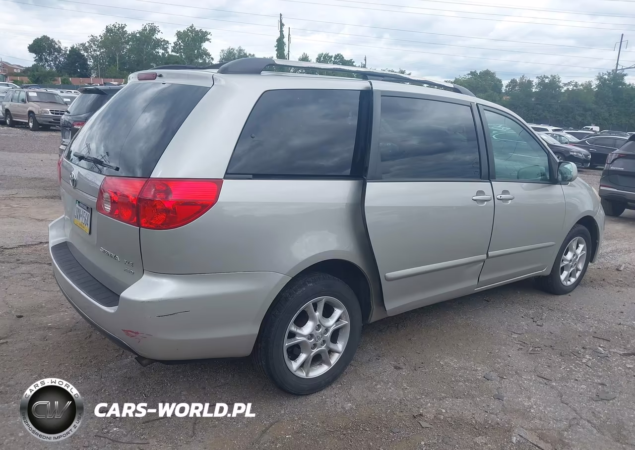 2007 Toyota Sienna Xle VIN:5TDBK22C77S001014 - 4