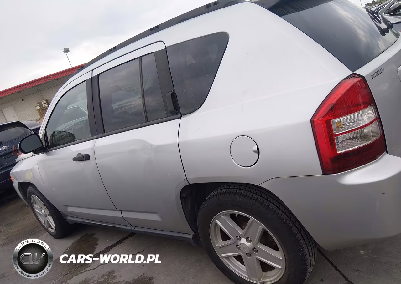 2007 Jeep Compass Sport VIN:1J8FT47W47D105929 - 14