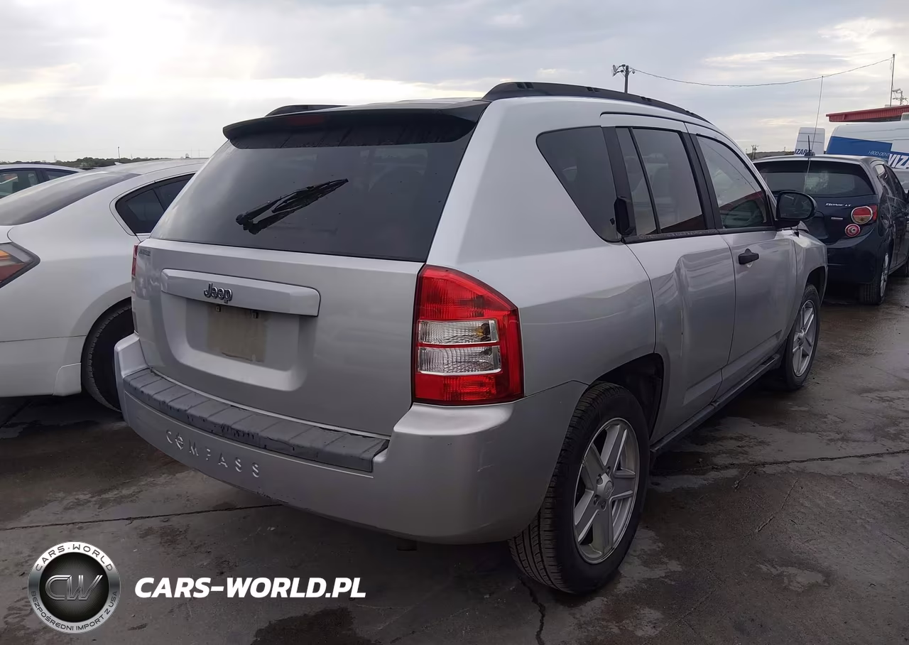 2007 Jeep Compass Sport VIN:1J8FT47W47D105929 - 4