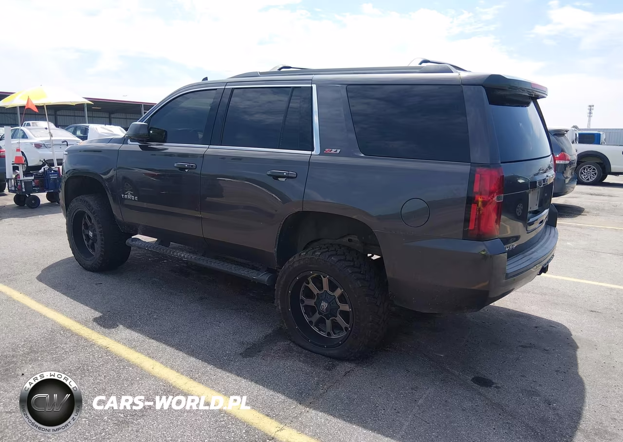 2017 Chevrolet Tahoe Lt VIN:1GNSKBKC5HR399752 - 3