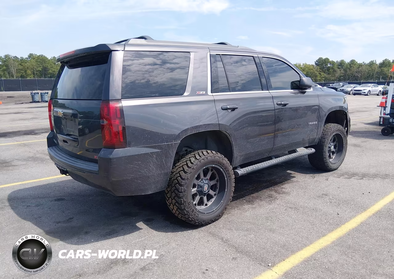 2017 Chevrolet Tahoe Lt VIN:1GNSKBKC5HR399752 - 4