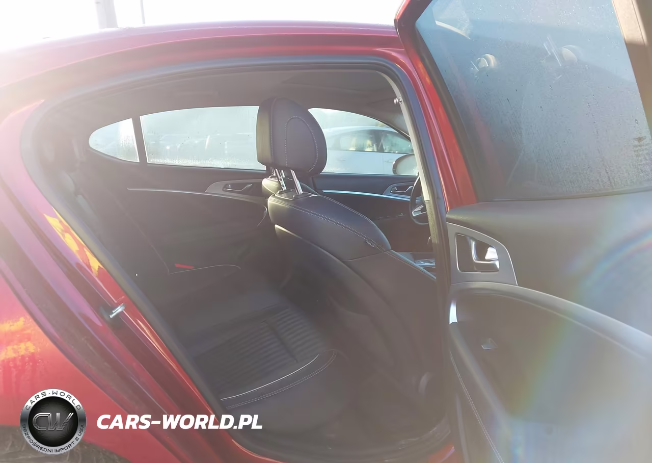 2020 Genesis G70 3.3T Rwd VIN:KMTG74LEXLU063663 - 8