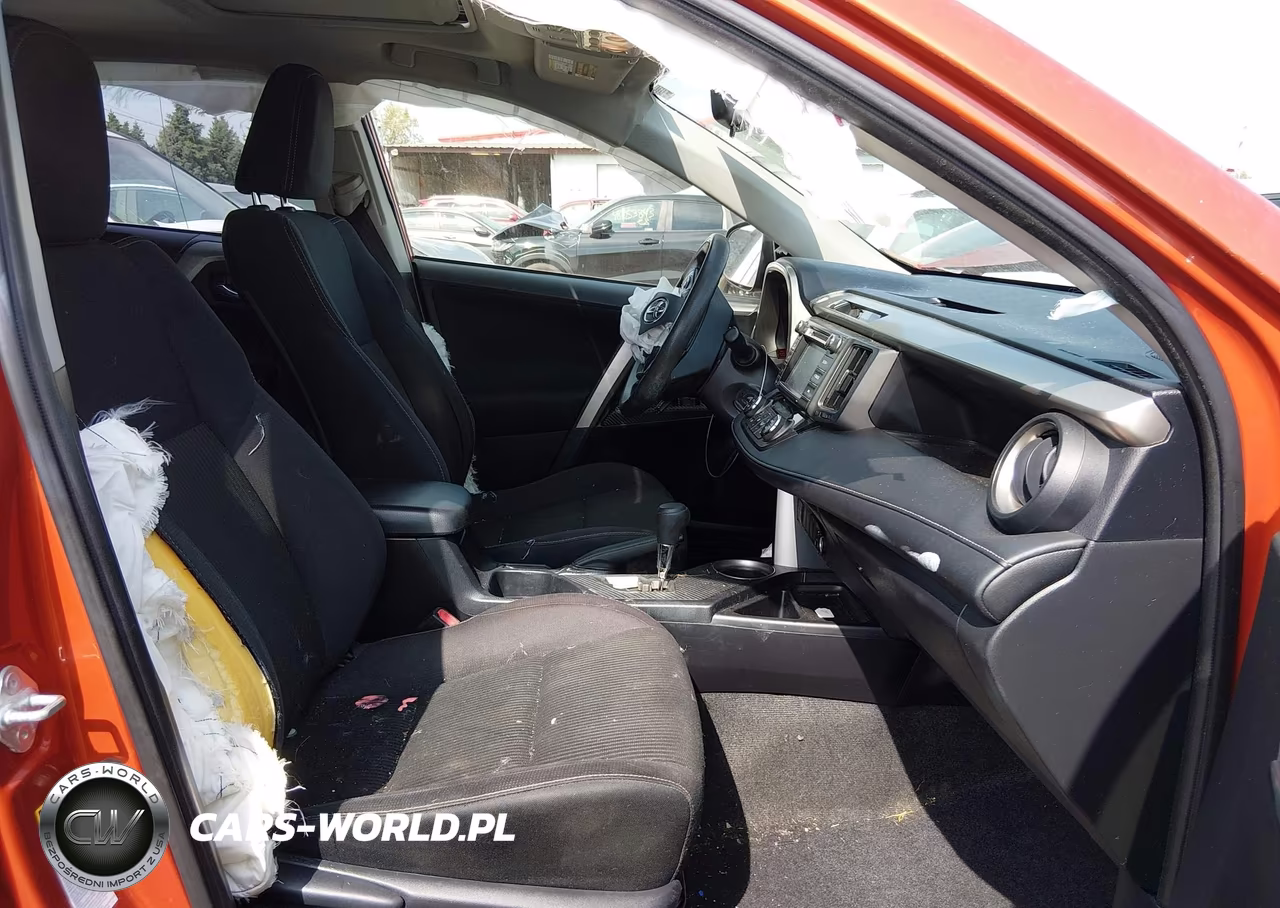 2015 Toyota Rav4 Xle VIN:JTMRFREV3FD108774 - 5