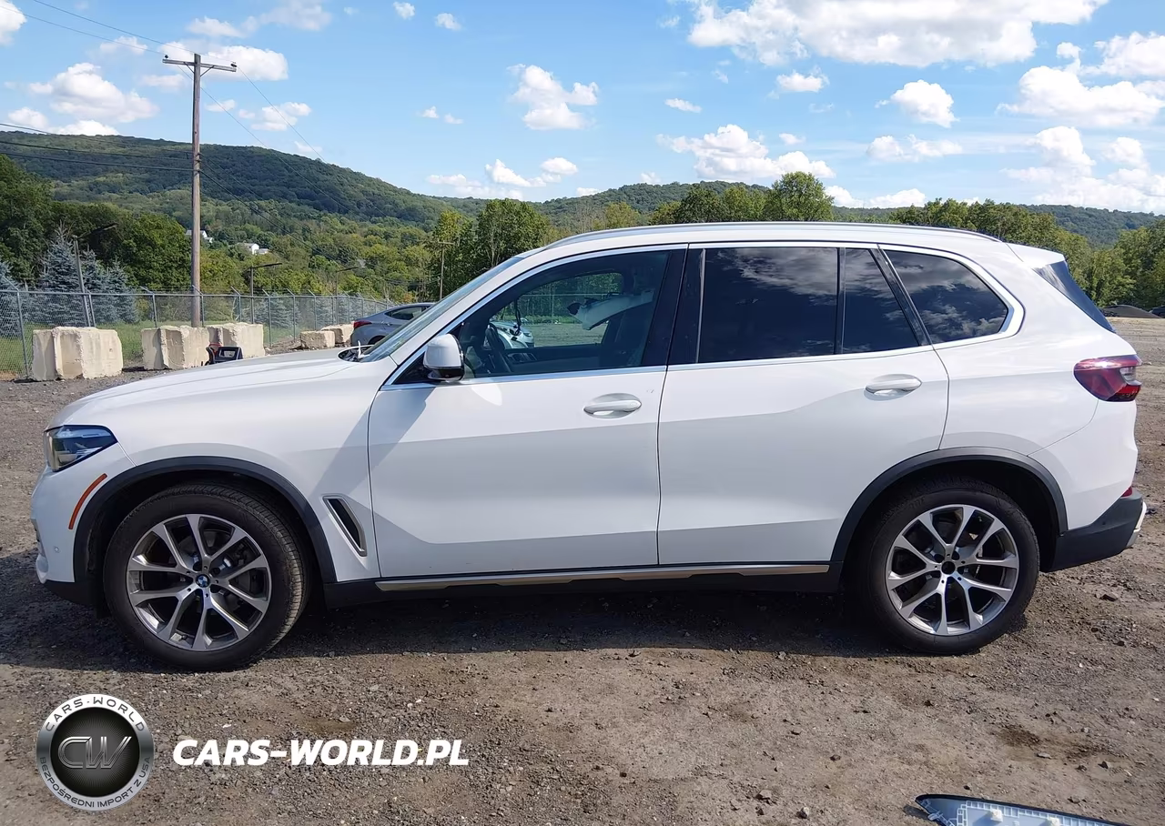 2021 BMW X5 xDrive40I VIN:5UXCR6C02M9F79495 - 14