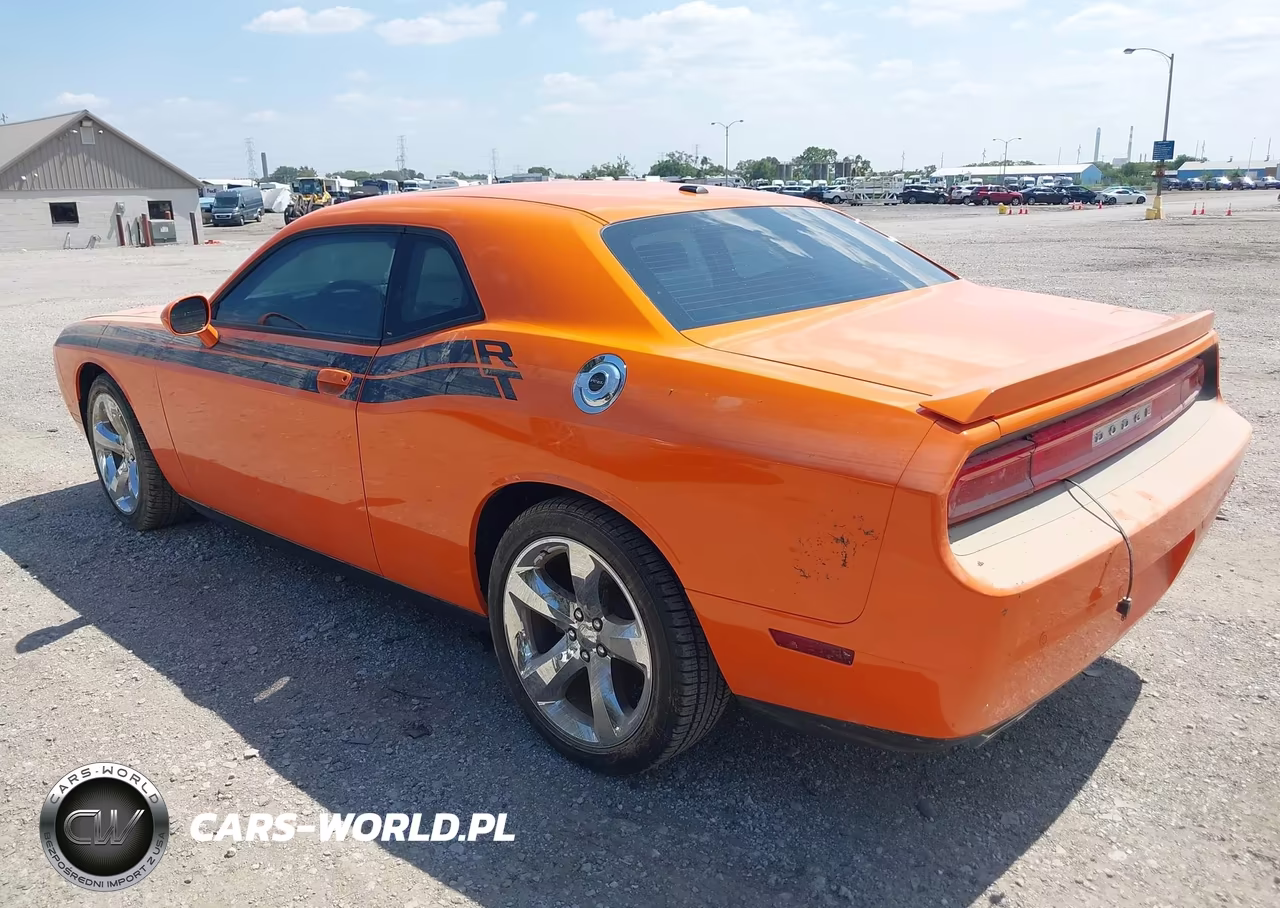 2014 Dodge Challenger R-T Plus VIN:2C3CDYBTXEH184913 - 3