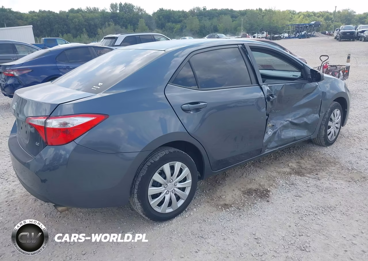 2015 Toyota Corolla Le VIN:5YFBURHE3FP263874 - 4
