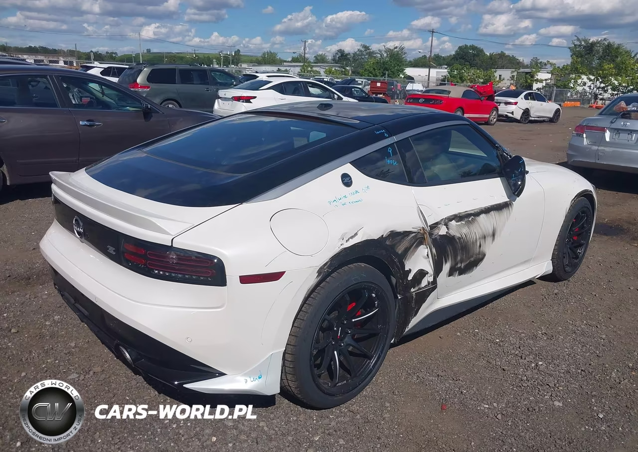 2025 Nissan Z Performance Manual Transmission VIN:JN1BZ4BH1SM410068 - 4