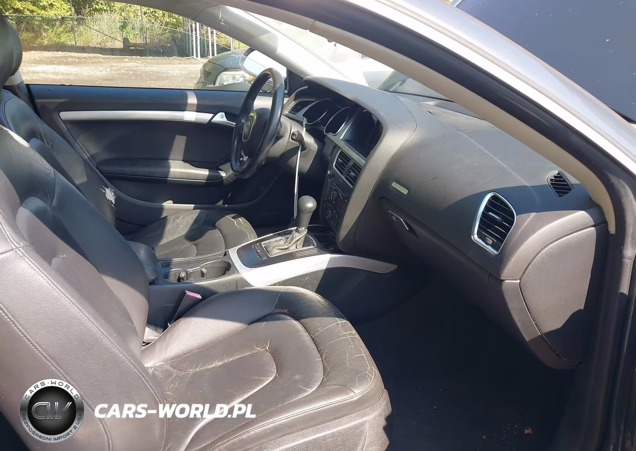 2011 Audi A5 Premium VIN:WAUCFAFR1BA030268 - 5