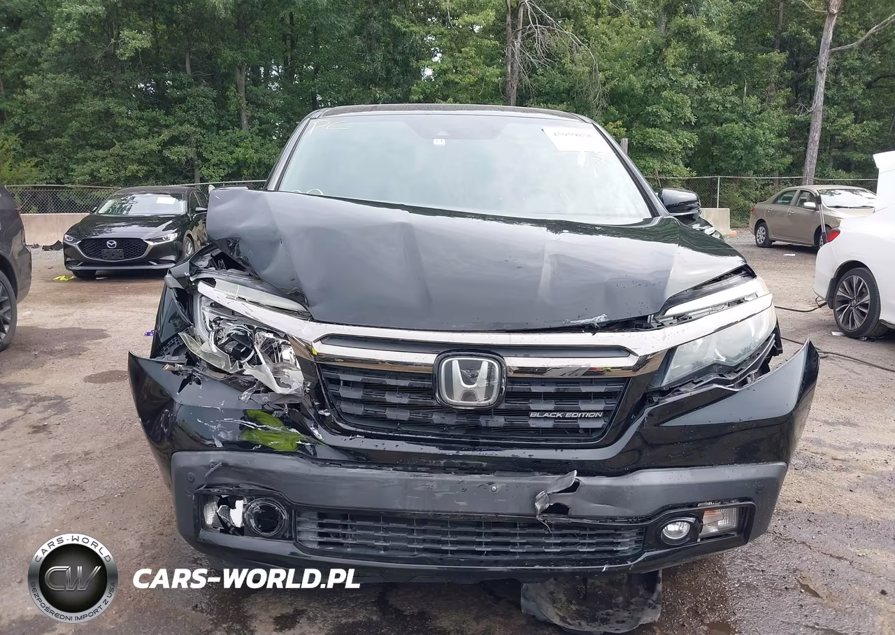 2018 Honda Ridgeline Black Edition VIN:5FPYK3F85JB004535 - 12